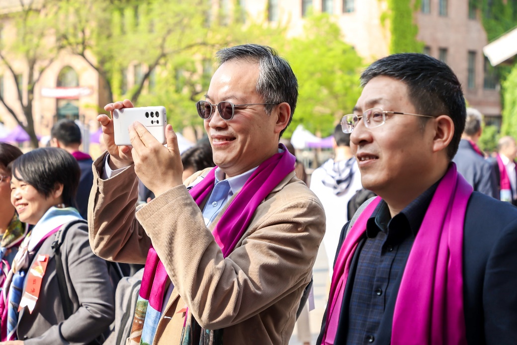 https://www.tsinghua.sh-bjqx.com/__local/A/84/26/5FCE3EBC482F56269999BF2764D_1114D6E4_164F04.jpg https://www.tsinghua.sh-bjqx.com/__local/A/84/26/5FCE3EBC482F56269999BF2764D_1114D6E4_164F04.jpg